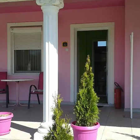 Vendégház Ceca Melence